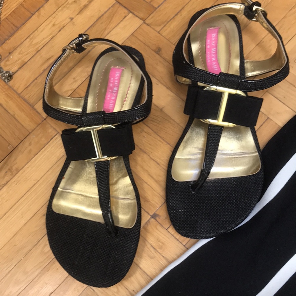Isaac Mizrahi thong sandals